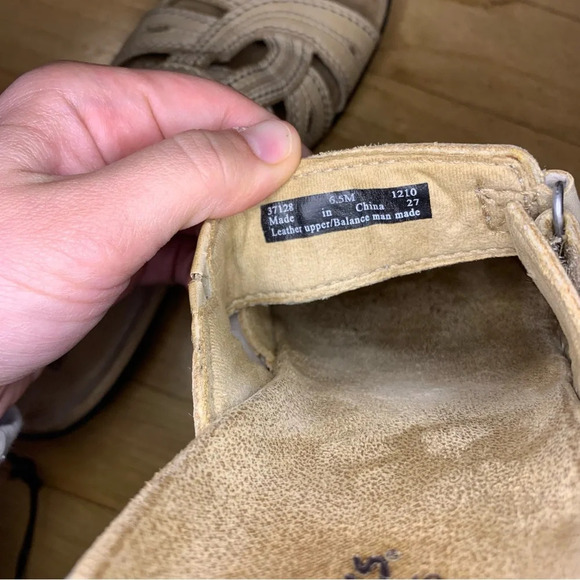 Clarks Bendables Sandals - Size 6.5 - Picture 7 of 7